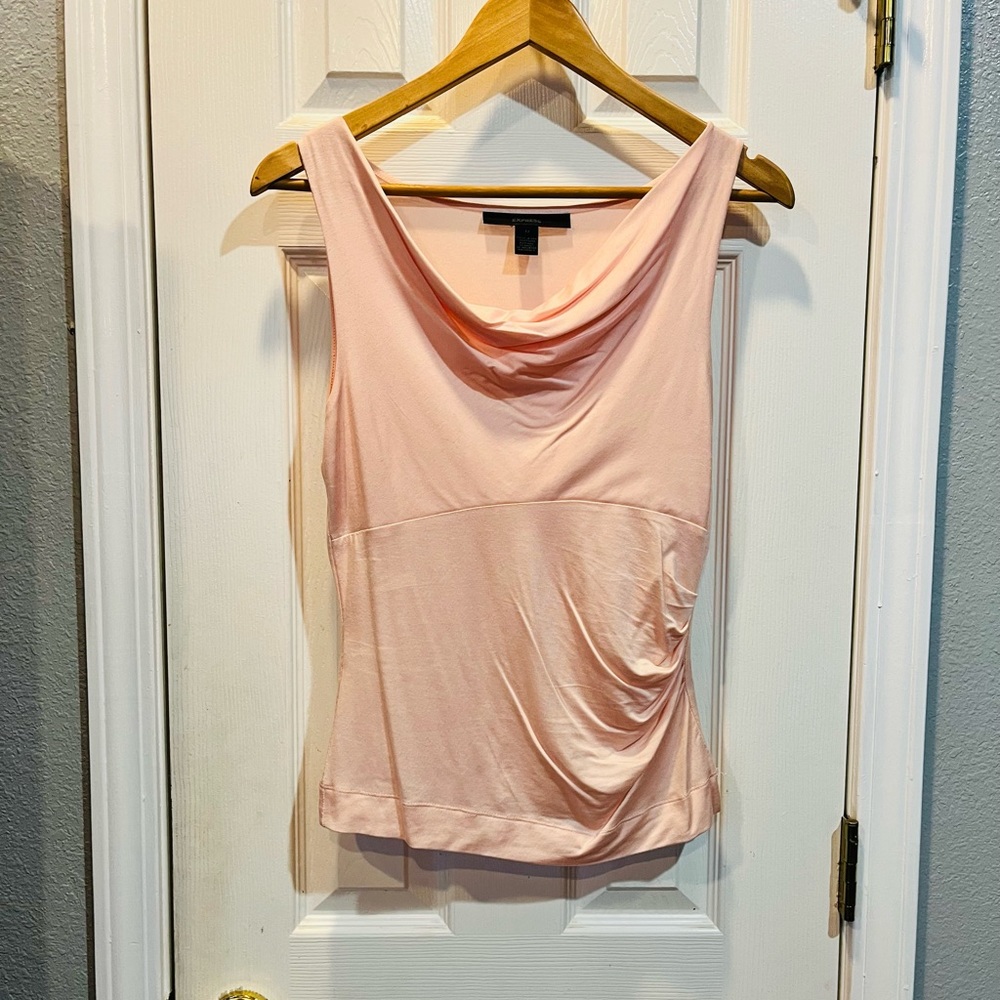 Express light pink sleeveless dress shirt. Size Medium.